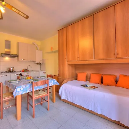 Peter - Relax & 1 Km From - Happy Apartment *